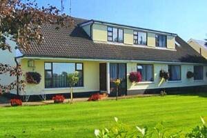 Hillview House Guesthouse Lusk